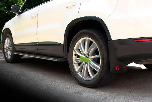 폭스 바겐 Tiguan 2010-2016에 대 한 컬러 로고와 함께 높은 품질 자동차 Mudguards, fenderboard, 펜더