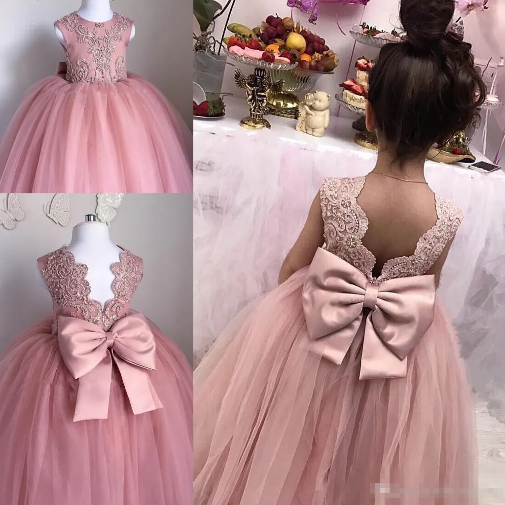 Blush Rose Toddler Pageant Robes Sans Manches Plis Tulle Robe De Bal Dentelle Graduation Robes Enfants Etage Longueur Dos Ouvert Robe De Fille De Fleur