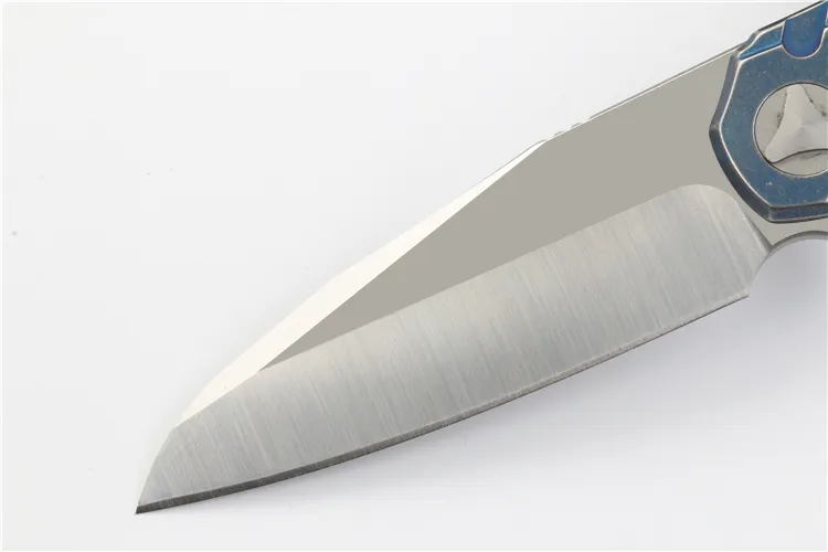 Högkvalitativ kullager flipper kniv d2 satin blad sten wahsed finish stålhandtag EDC pocket utomhus taktiska vikande knivar