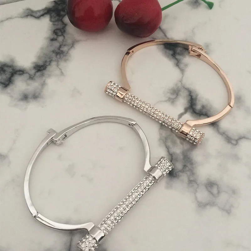 2017 nuovi braccialetti di cristallo di lusso a ferro di cavallo bracciale con strass braccialetti di moda da donna gioielli braccialetto di cristallo in acciaio inossidabile spedizione gratuita