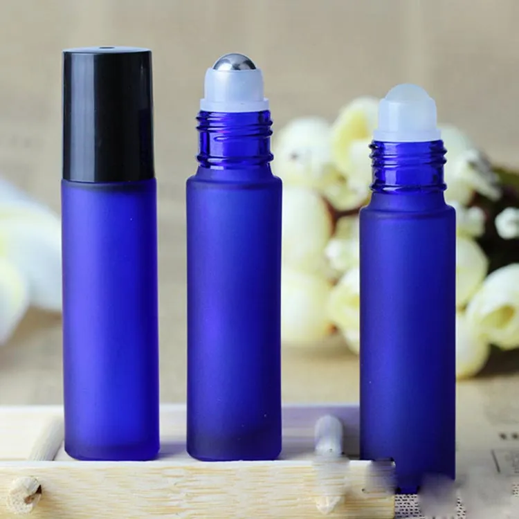 5 Couleurs Portable 10ML MINI BILLE Bouteilles en verre Parfum PARFUM EPAISSE EN VERRE BOUTEILLES HUILE ESSENTIELLE Flacon en verre métal Roller Ball