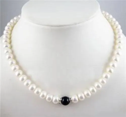 charmant collier de perles FW blanches de 7 à 8 mm + d'agate noire 18