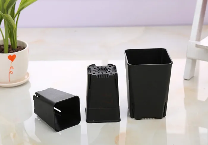 Wholesale Japanese Design 3 size option side leakage square plastic flowerpot for succulent plants white black nursery pot, plant seeding