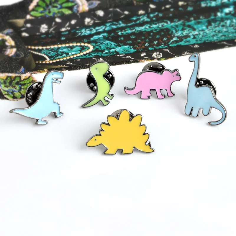 Schattige dinosaurus broche gele spinosaurus dinosaurussen emaille revers pin badge rugzak shirt collar decor vrouwen mannen accessoires