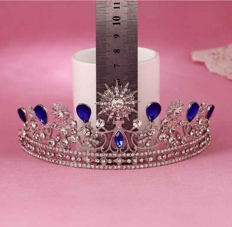 European Bride Tiaras Baroque Luxury Rhinestone Crystal Crown The Queen Diamond Hair Princess Korean White Shining Hair Accessories LDT08