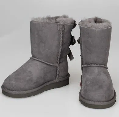 Hot Sell Ny Classic Design 032800 Bowkont Girl Women Snow Boots Aus Short Snow Boots Fur Integra Ted Håll Varma Stövlar Gratis frakt