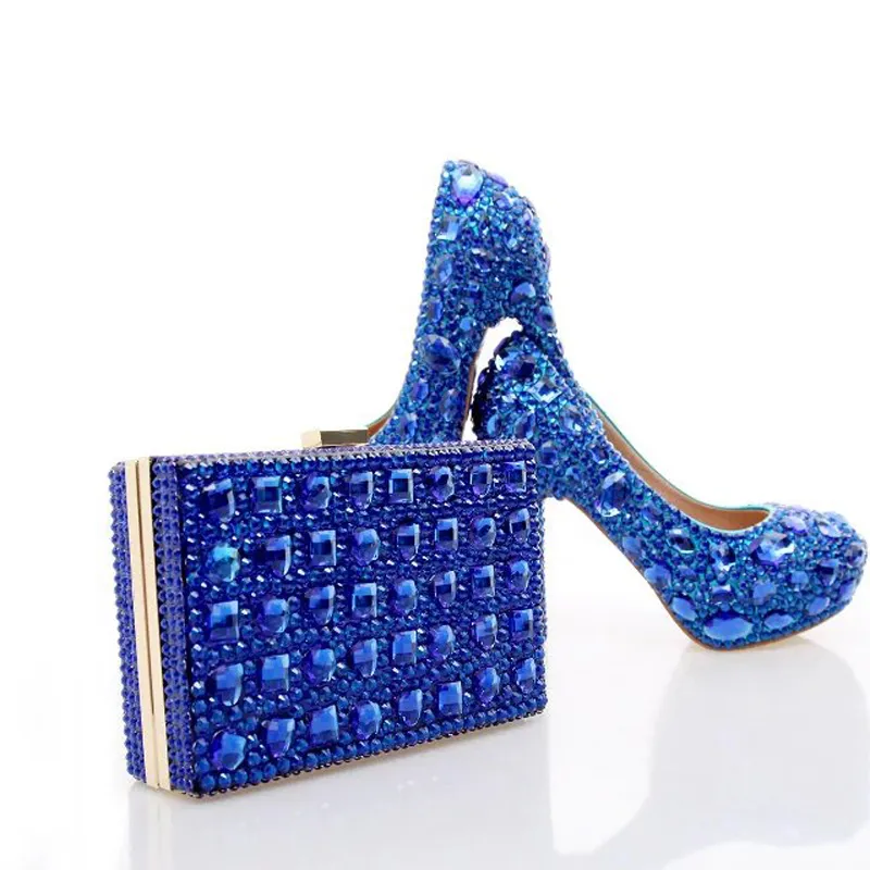 Saltos de casamento de strass azuis com moda Cristal combinando saco partido saltos altos com embreagem sapatos nupciais senhora bombas de baile