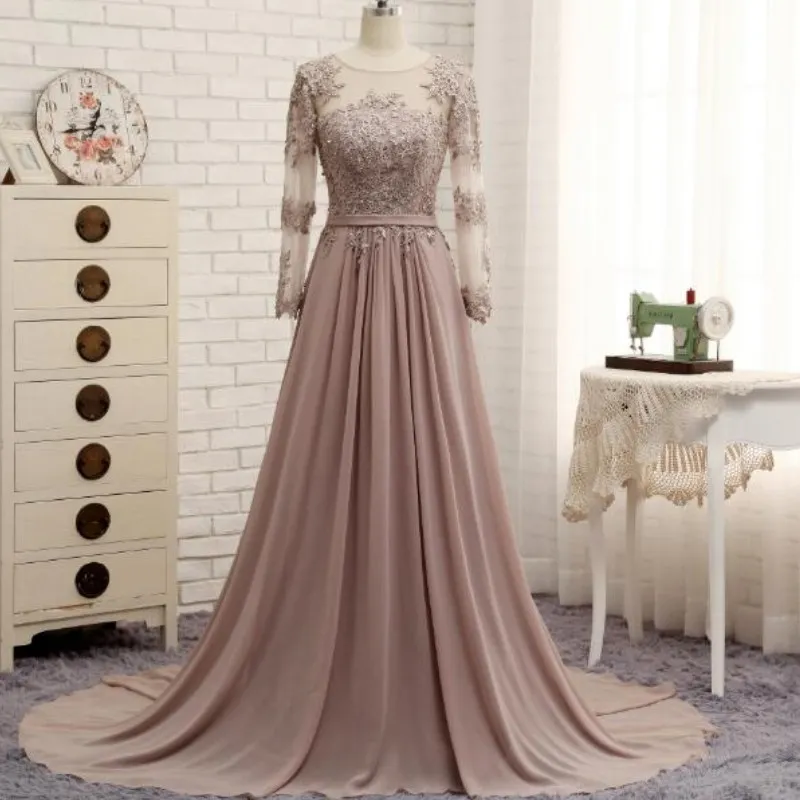 Charming Mother Of The Bride Groom Dresses Lace Applique Long Sleeves A-Line Chiffon Formal Dresses Plus Size Mother Of The Bride Dresses