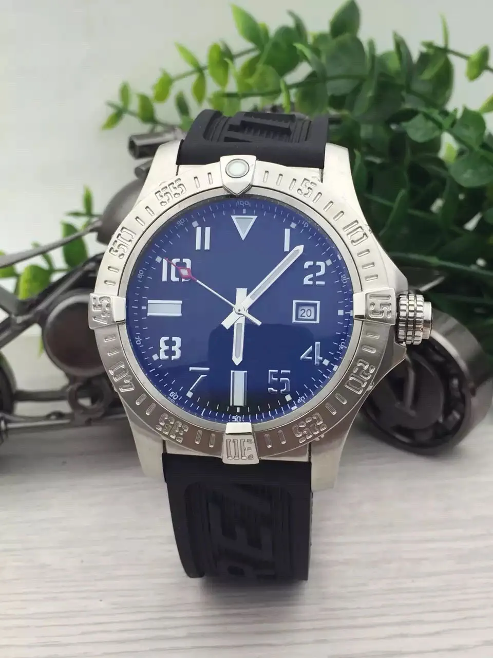 Dhgate選択された売り手2017新しいファッション時計男性ブラックダイヤルゴムバンド腕時計Colt Automatic Watch Mens Dress Watches