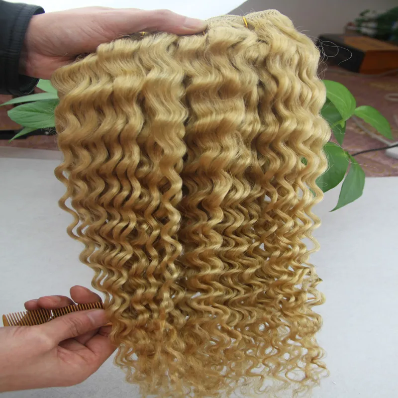Blond Brasilian Hair Kinky Curly 100g 613 Blek blond brasilianskt hår vävbuntar Remy Hair Weaving