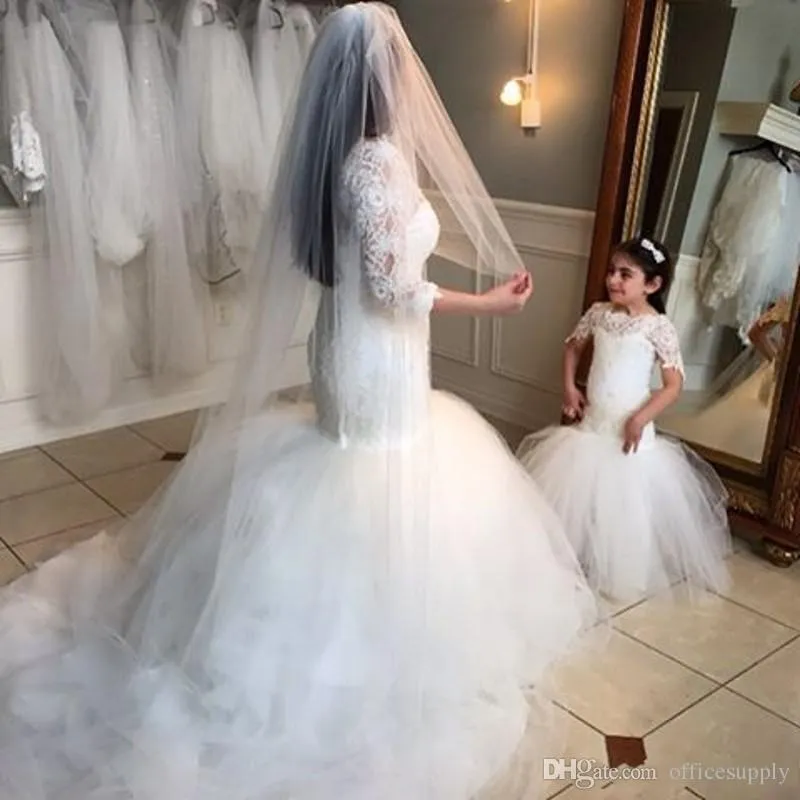 HOT Sereia Rendas Flor Meninas Vestidos de Casamento Tripulação Pescoço Mangas Curtas Até O Chão Primeira Comunhão Vestido para Meninas Barato Vestidos