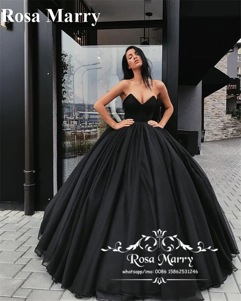 Gothic Black Ball Suknia Suknie Ślubne 2020 Sweetheart gorset Powrót Red Tulle Arabski Dubaj Masquerade Vestido De Novia Suknie ślubne Tanie