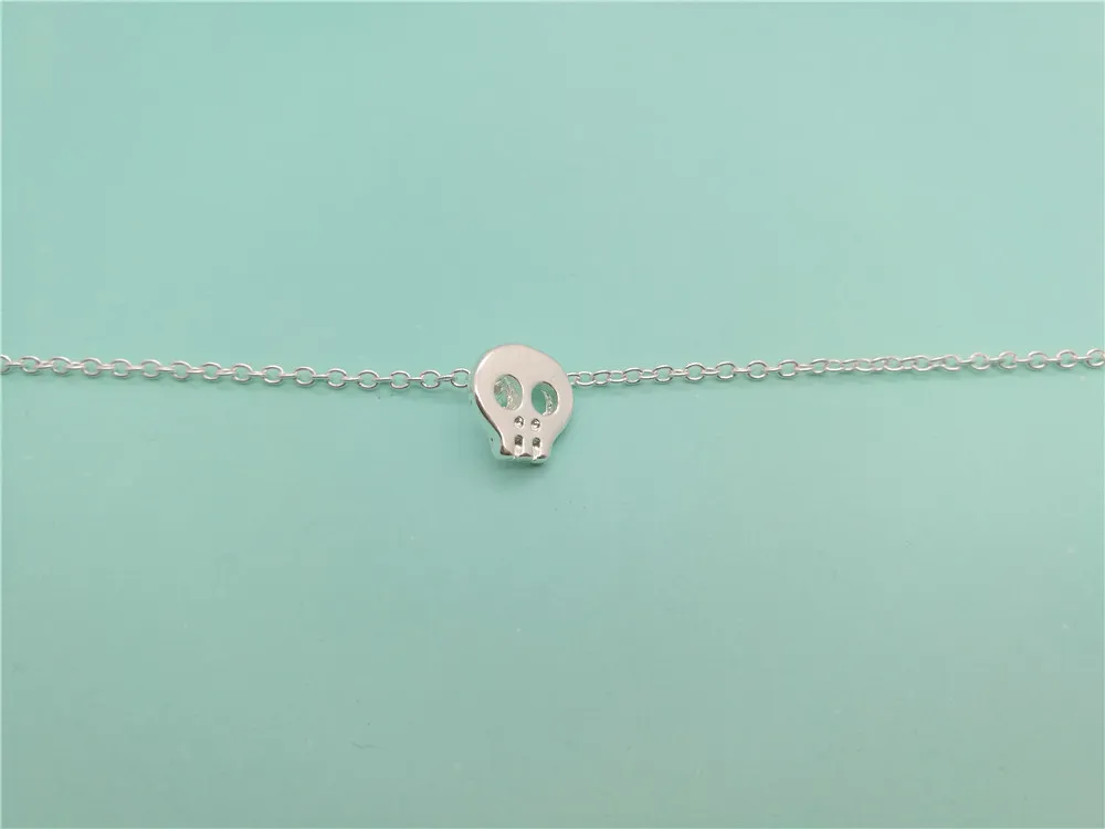 Tiny Sugar Skull Charm Armband S￶t skelett Simple Animal Skull Face Huvudarmband f￶r kvinnors g￥va smycken