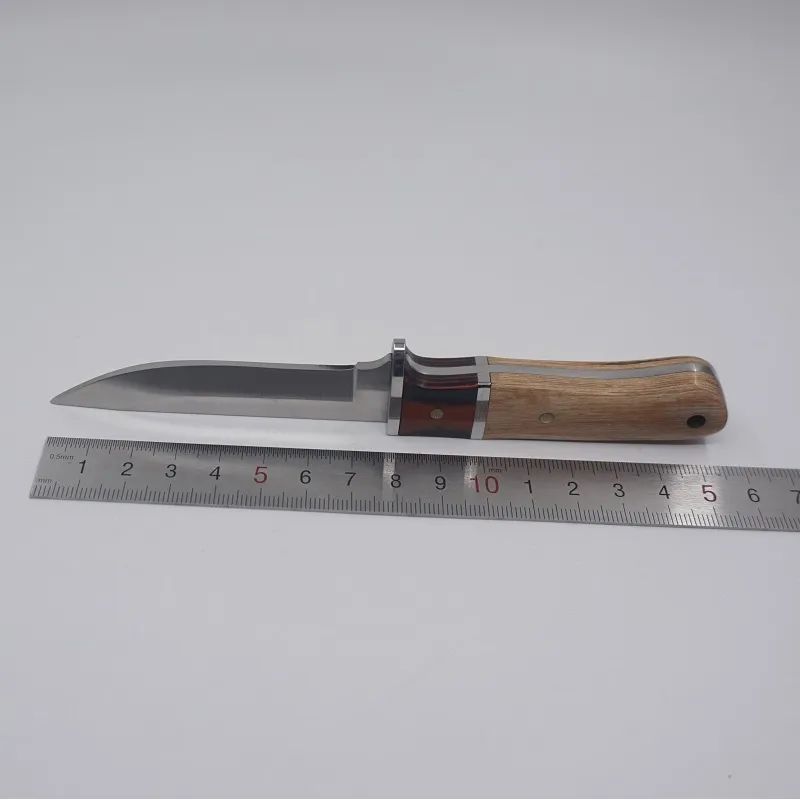 Fast Bladjakt Knivdesigner Trähandtag Camping Kniv 5CR13mov Blade Survival EDC Verktyg Små Straight Knives Fickknivar Made Kina