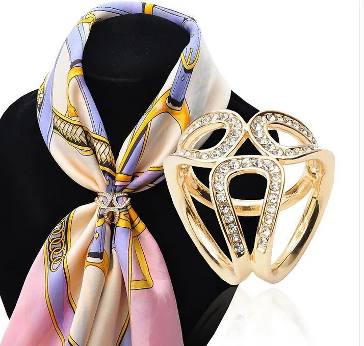 Vente en gros- 2015 accessoires de bijoux de mode 2015 Gold Argent Broche Broche Foulard Clips Fleurs Épingles TRICYCLIC Écharpe Boucle de mariage Boucle de mariage