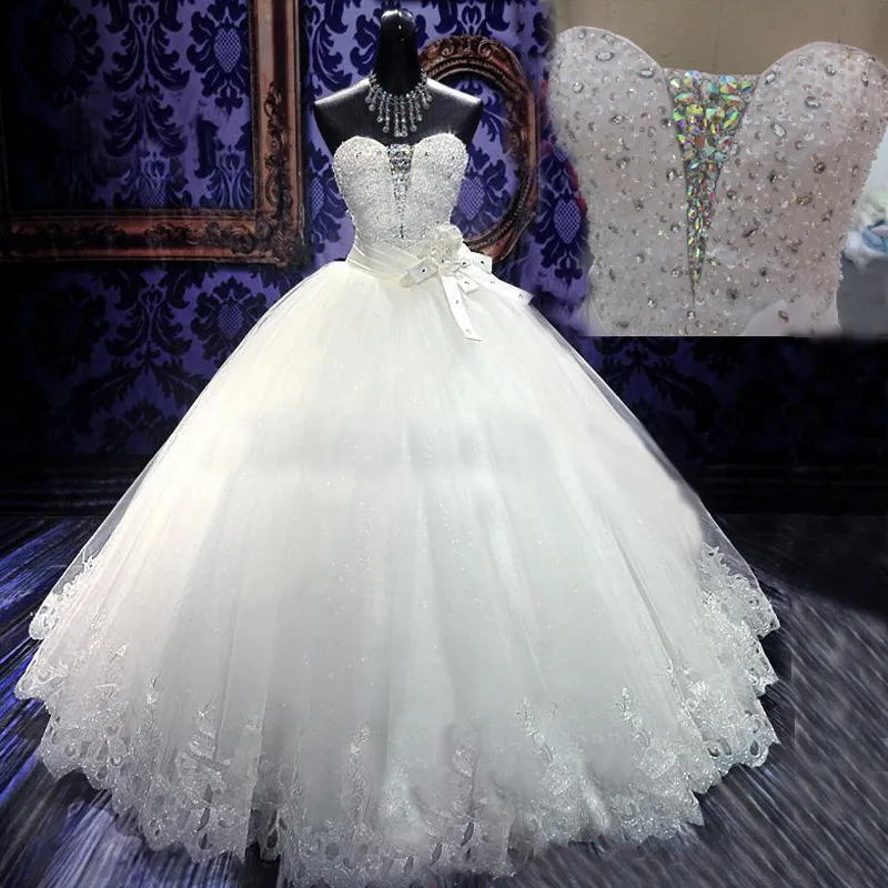 Abito da sposa con cristalli scintillanti Abito da sposa Sweetheart senza maniche Paillettes Tulle Appliques in pizzo Abiti da sposa a figura intera con corsetto sul retro