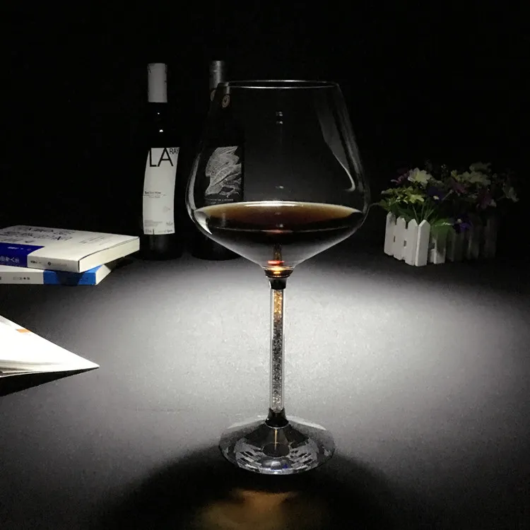 de entrega rápida copo de vidro de vinho para o logotipo do casamento Personalize os vidros de vinho tinto do casamento ajustados com strass e cristal cheios da haste