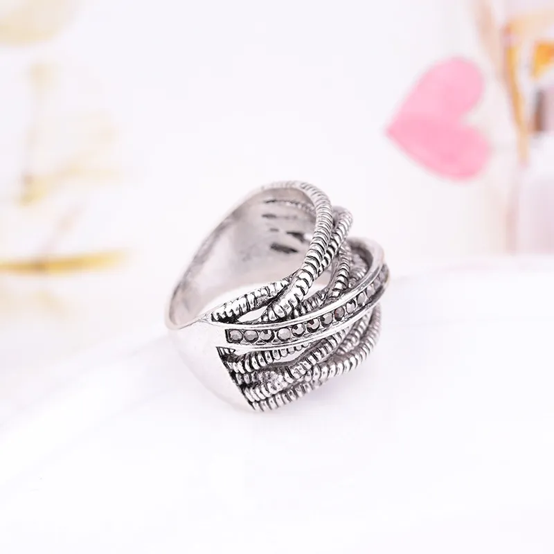 Bütün 925 Gümüş Basit Elmas Bayanlar Retro Ring Fit Pandora Kübik Yıldönümü Takı Kadınlar Noel GIF241A