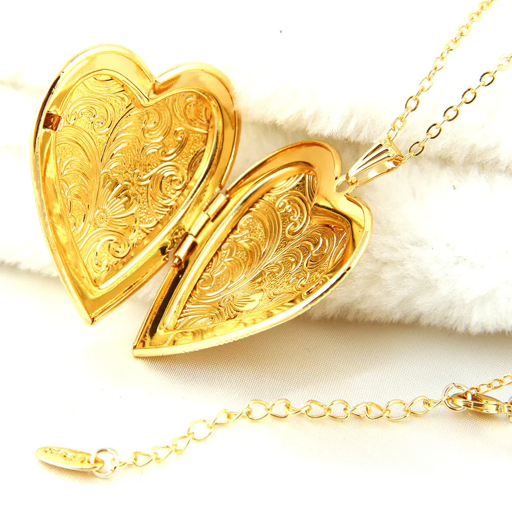 Partihandel Smycken Big Heart Lockets Halsband Charm Halsband 18K Guldpläterad Foto Locket Frame Hängsmycke Halsband för Kvinnor Flickor Lover Gift