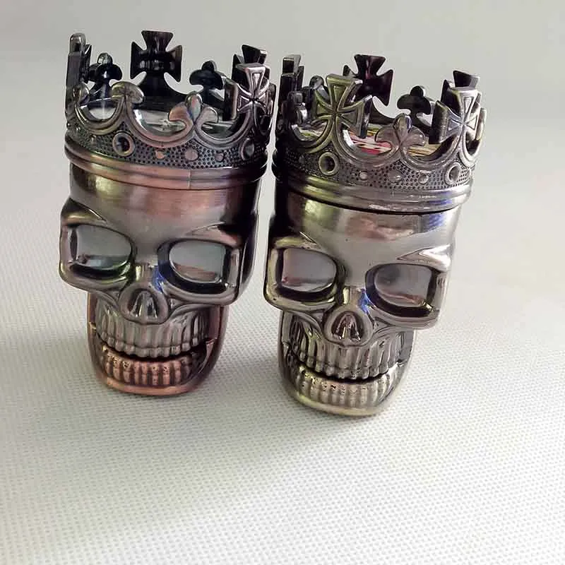 King Skull Shape plastica Tabacco da fumo Grinder Herb Smoke Grinders Strumenti Muller Magnetic Abrader Crusher 3 parti 2 colori Regalo