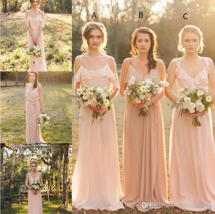 Billiga Country Style Pretty Blush Bridesmaid Dress Mixed Style Blow Chiffon Boho Long Bridesmaid Dresses Beach Wedding Party Gowns