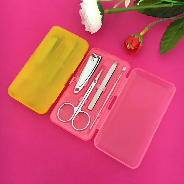 / Portable 4-i-1 Carbon Steel Nail Manicure Set Personal Beauty Set Mini Nail Tool Kit