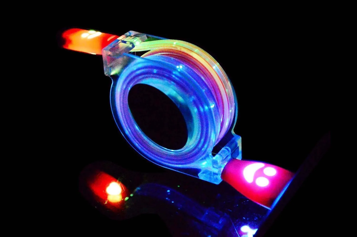 Novelty Lighting 1 Meter Colorful Tangle Free Retractable LED Light Lamp Micro USB Charger Sync Data Cable Charging Extension Cord