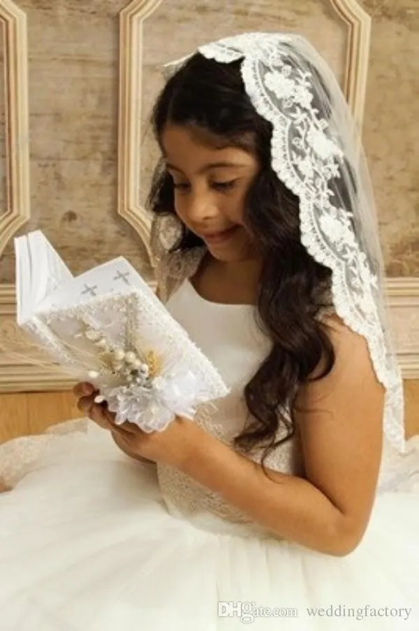 2019 Cute Cheap High Quality Girls' Head Pieces Short Lace Appliques Veil for Kids Flower Girls Veils for Wedding Made to Order