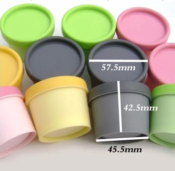 Cosmetische containers 50 stks / partij Capaciteit 50G Cilinder Masker PP-fles, gezichtsmasker Cream Jars Containers Lush Split Charging Jars