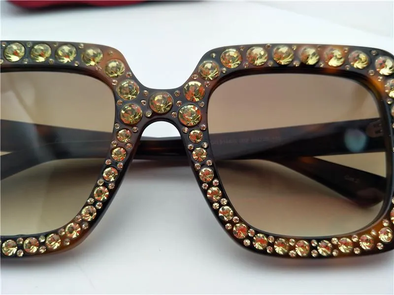 New designer sunglasses 0148 mosaic diamonds design fashion sunglasses for women large square frame small legs sun glasses