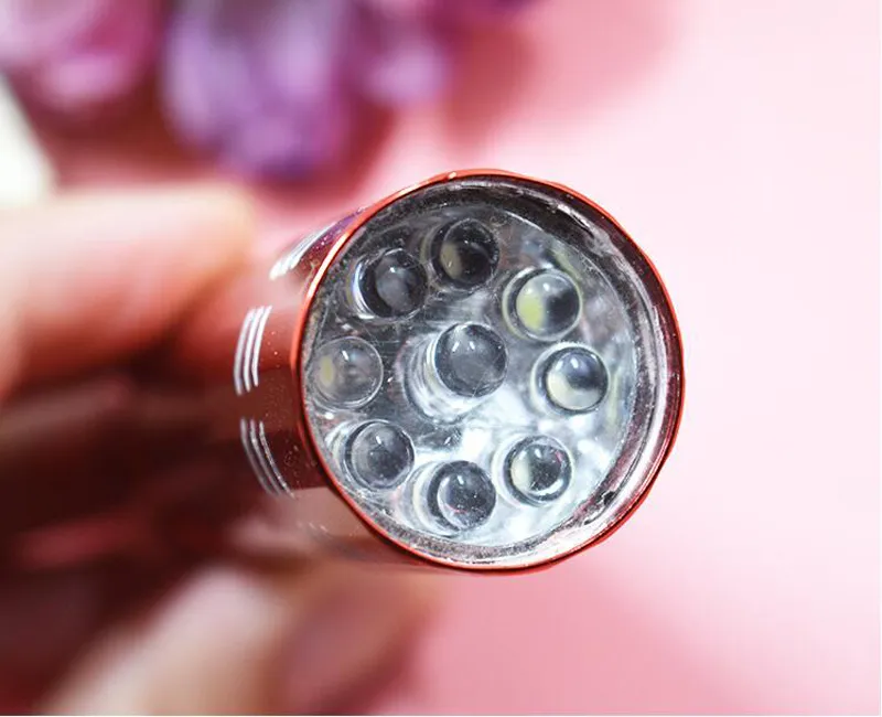 Günstige Bunte Mini-Aluminium-ultraviolette 9 LED-Taschenlampe SCHWARZLICHT-Fackel-Licht-Lampe Schlüsselanhänger DHL 