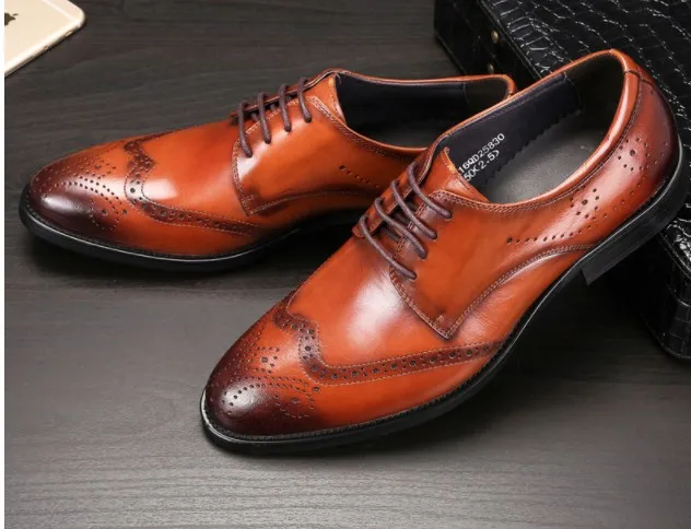 Luxury quality Men leather dress shoes breatheable holes waxed cow leather Brock Carved Europian fashion Noble proposition Eu38-44