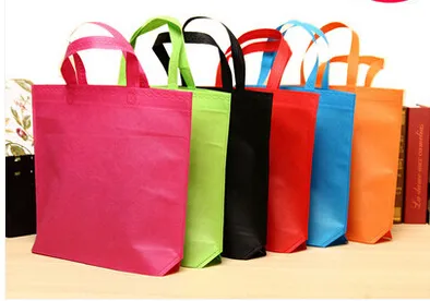 Bolsas Personalizadas No Tejidas Bolsas De Compras Imprimir Logo Ropa Bolsa Ecologica Regalos En Stock Al Por Mayor De 0 76 DHgate