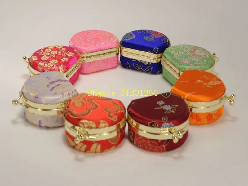 50 stks / partij Nieuwste Half Ronde Draagbare Kleine Gift Brocade Satijn Ring Doos Sieraden Opbergdoos Cosmetische Case met spiegel