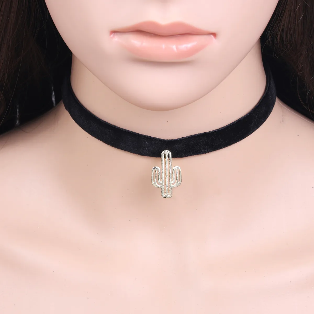 New Desert Cactus Pendant Black Velvet Rope Charms Choker Collar Necklace Female Collier Bijoux Girls Gift EFN019V