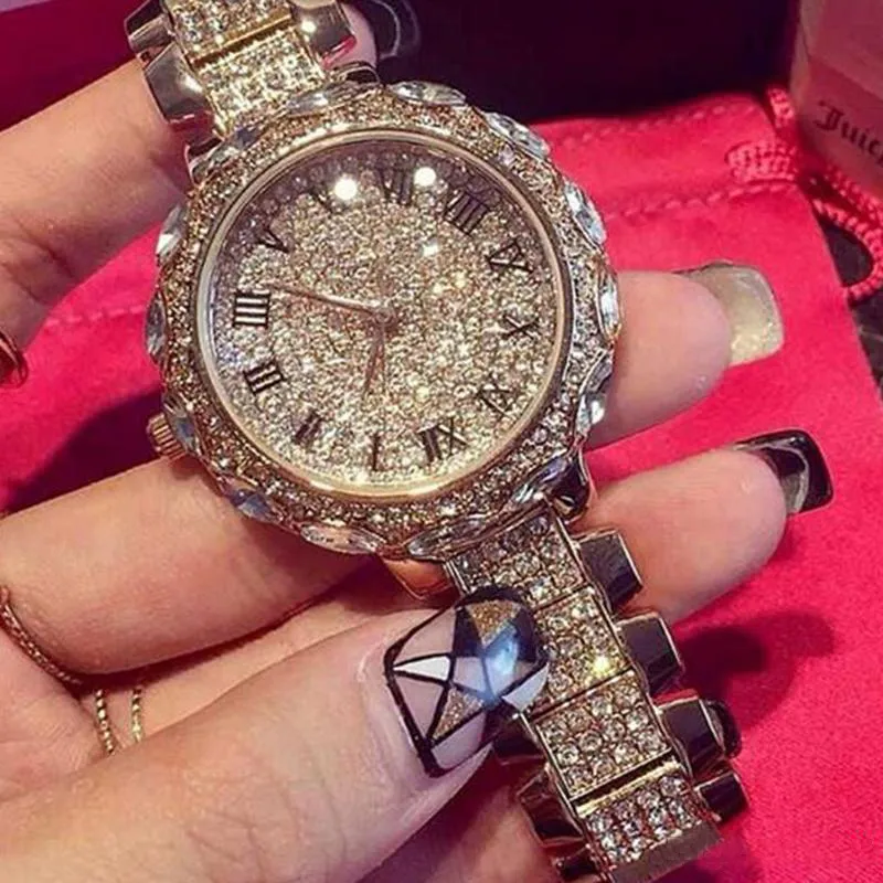 限定版！！女性ラインストーン時計レディードレス女性腕時計ダイヤモンドトップブランド高級ブレスレット腕時計レディースクリスタルクォーツ時計