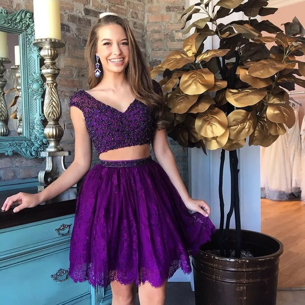 Popular Girls Party Dress A Line Cap Sleeve Delicate Two Piece Homecoming Dress V Neck Beading Lace Short Purple Vestido de Festa Curto