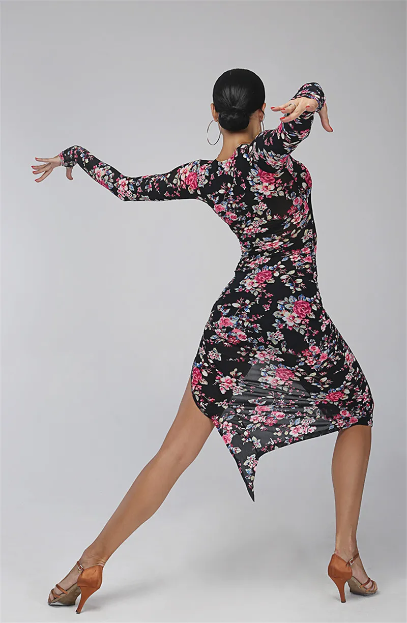 Yetişkin / Kızlar Latin Dans Elbise Salsa Tango Chacha Balo Salonu Rekabet uygulama Dans Elbise Leopar Uzun Kollu Çiçek Baskılı Uzun Elbise