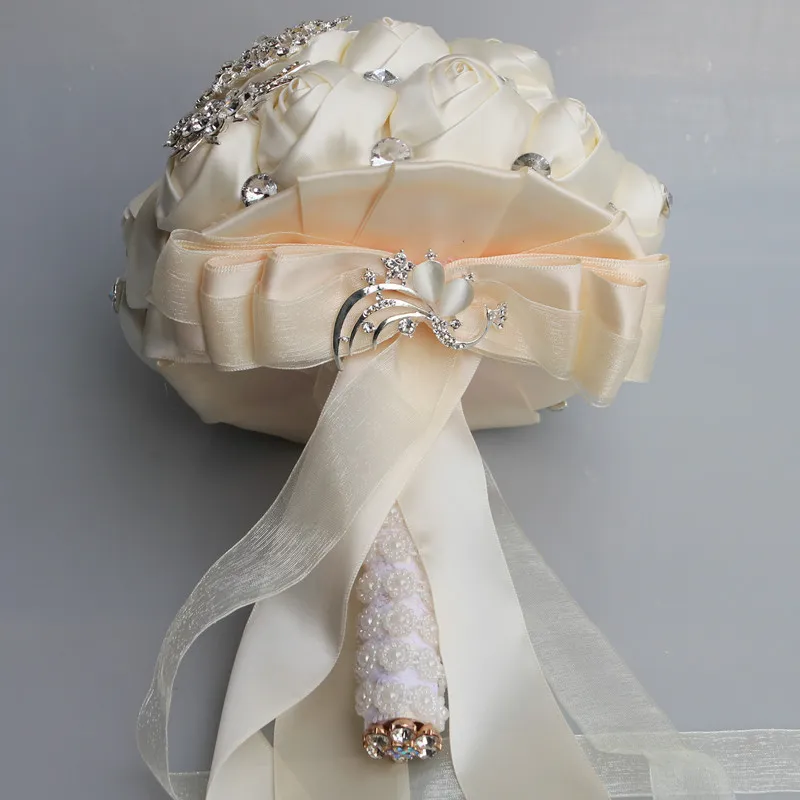Ivory Wedding Bouquets Rose Artificial Sweet 15 Quinceanera Bouquet Crystal Silk Ribbon New Buque De Noiva W228B 6759290
