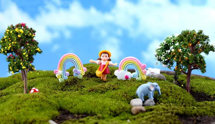 MOQ Partihandel Gratis frakt Mini Resin Rainbow Bonsai Garden Fairy Miniatyr som används i trädgården Hem eller Bröllop Occassion Alternativ