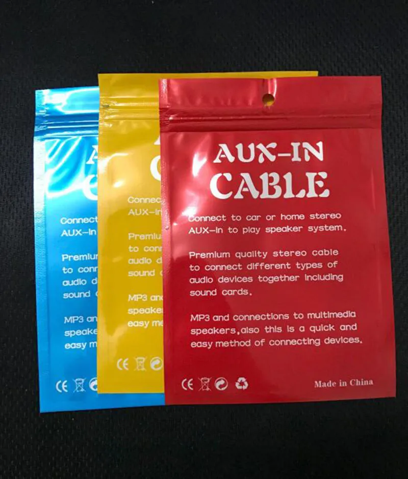 Heiße 10 cm * 15 cm blau-rote AUX-in-Leitungsbeutel mit Aufhängeloch, Reißverschluss, Kunststoff-Einzelhandelsverpackung, Polybeutel für 1 m, 1,5 m Audio-AUX-Kabel