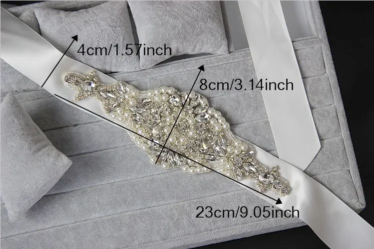 Luxury Pearls Bridal Belts 2017 Bling Bling Rhinestones Crystals Wedding Sashes Ribbon Organza Beautiful Bohemian Bridal Headpiece Handband