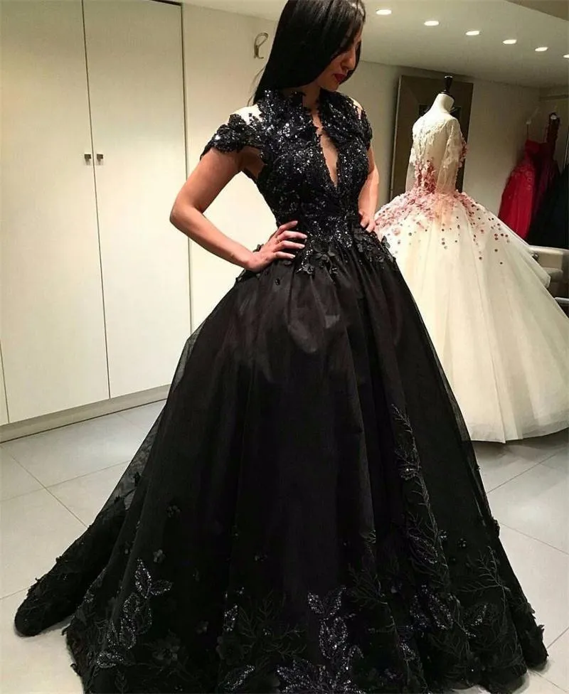 open lace back dress Classic Black Short Prom Dress Lace Homecoming Dresses 2020 Short Semi –  Siaoryne main image 1