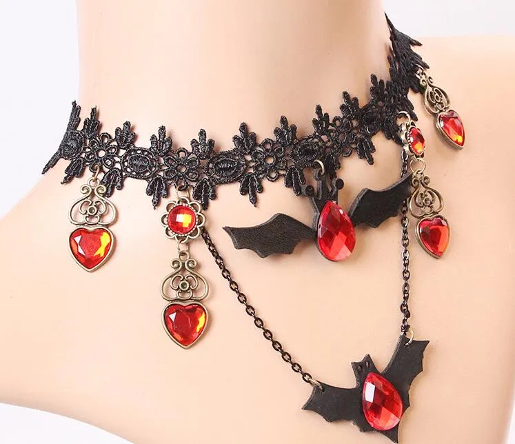 Holloween Party Jewelry Collana vintage in pizzo con pipistrello, ciondolo in cristallo, collane in cristallo con strass rossi, collana girocollo in pizzo nero