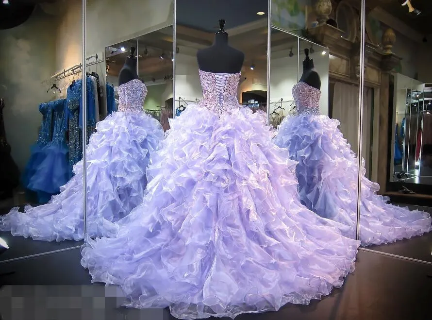 Rüschen Ballkleid Ballkleider Lange schwere Perlen Pailletten Top Korsett Quinceanera Womean Pageant Schönheitskleider Echte Fotos Lavendel Organza