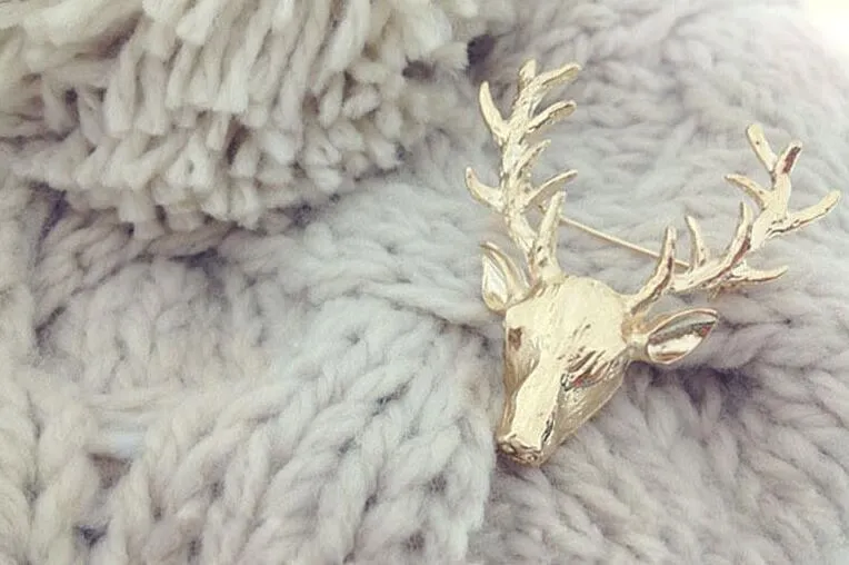 Atacado-1x presente de Natal retro art deco animal veado cervo cabeça jóias unisex broche pino