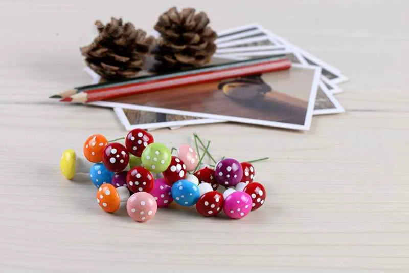 Mini Mantarları Simate Renkli Köpük Mantar DIY Craft Malzeme Yosun Terraryum Mikro Peyzaj Bitki Süsleri Peri Bahçesi 4246698