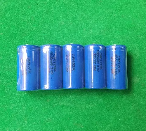 Batteria al litio non ricaricabile da 1200 pezzi 3v CR123A CR17345 DL123A 1500mAh per fotocamera torcia