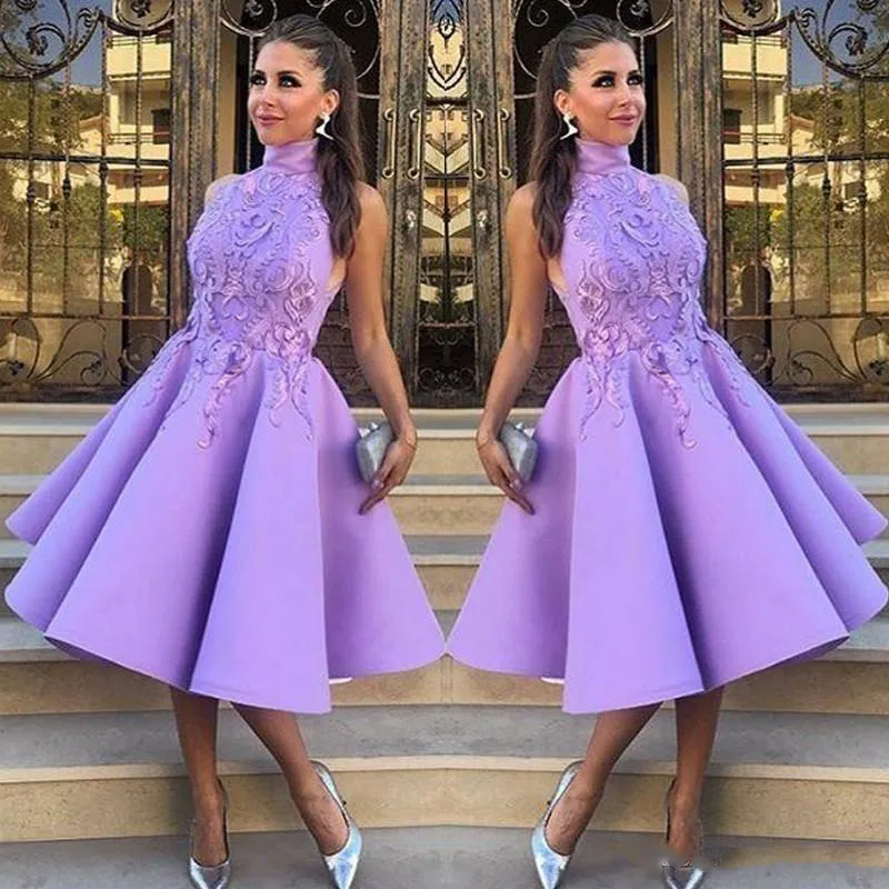 Celebrity High Neck Prom Dresses 2017 Krótki A-Line Herbata Długość Moda Dress Sukienka z aplikacją Teen Girl Suknie wieczorowe Suknie Koktajlowe