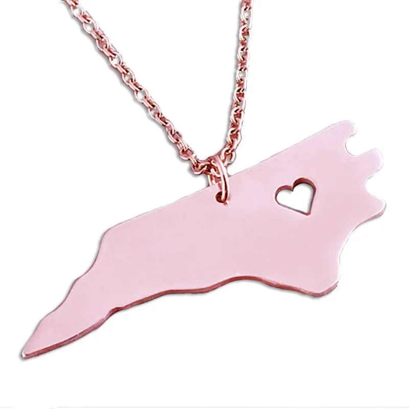 Collier pendentif en acier inoxydable de Caroline du Nord avec amour Heart USA State NC Géographie Colliers de carte bijoux pour les femmes et les hommes